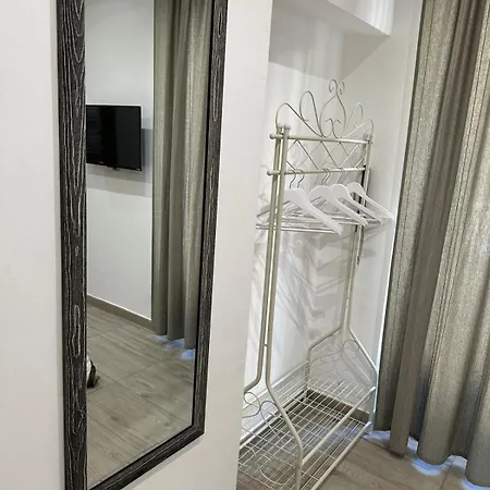 Ferry Terminal 3* Genova